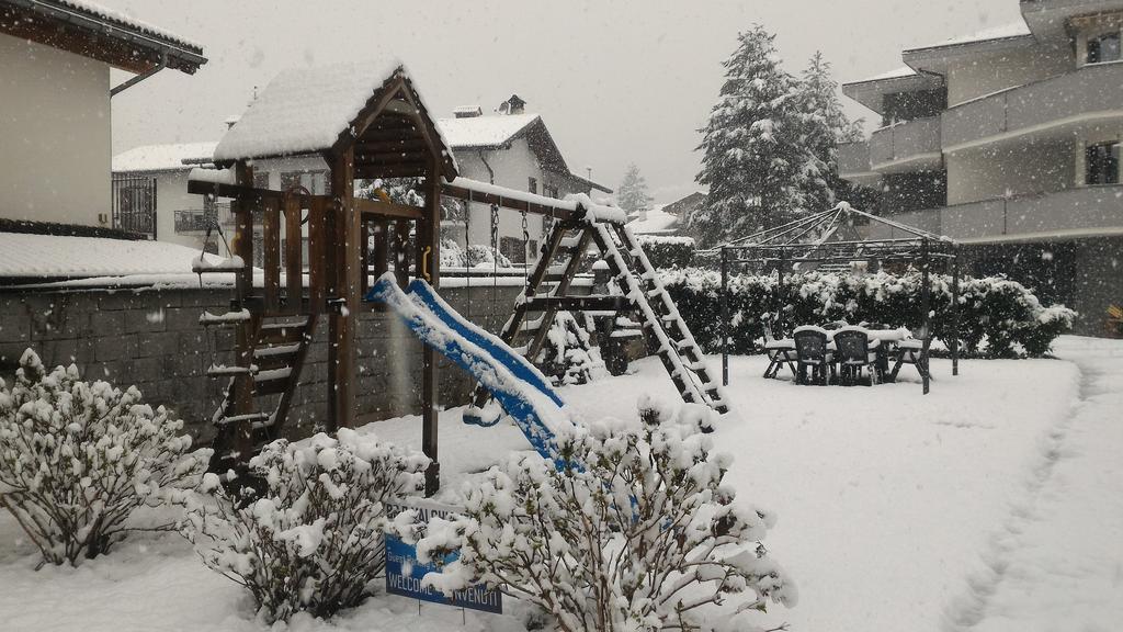 Affittacamere Valchiavenna - Foresteria Lombarda Con Parcheggio Privato Sul Posto! Apprezzata Gestione Familiare Dal 2012, Qualita-Prezzo Top! "Guest-House With Private Parking On Site! Appreciated Family Management Since 2012, Quality-Price Top!" Exterior foto